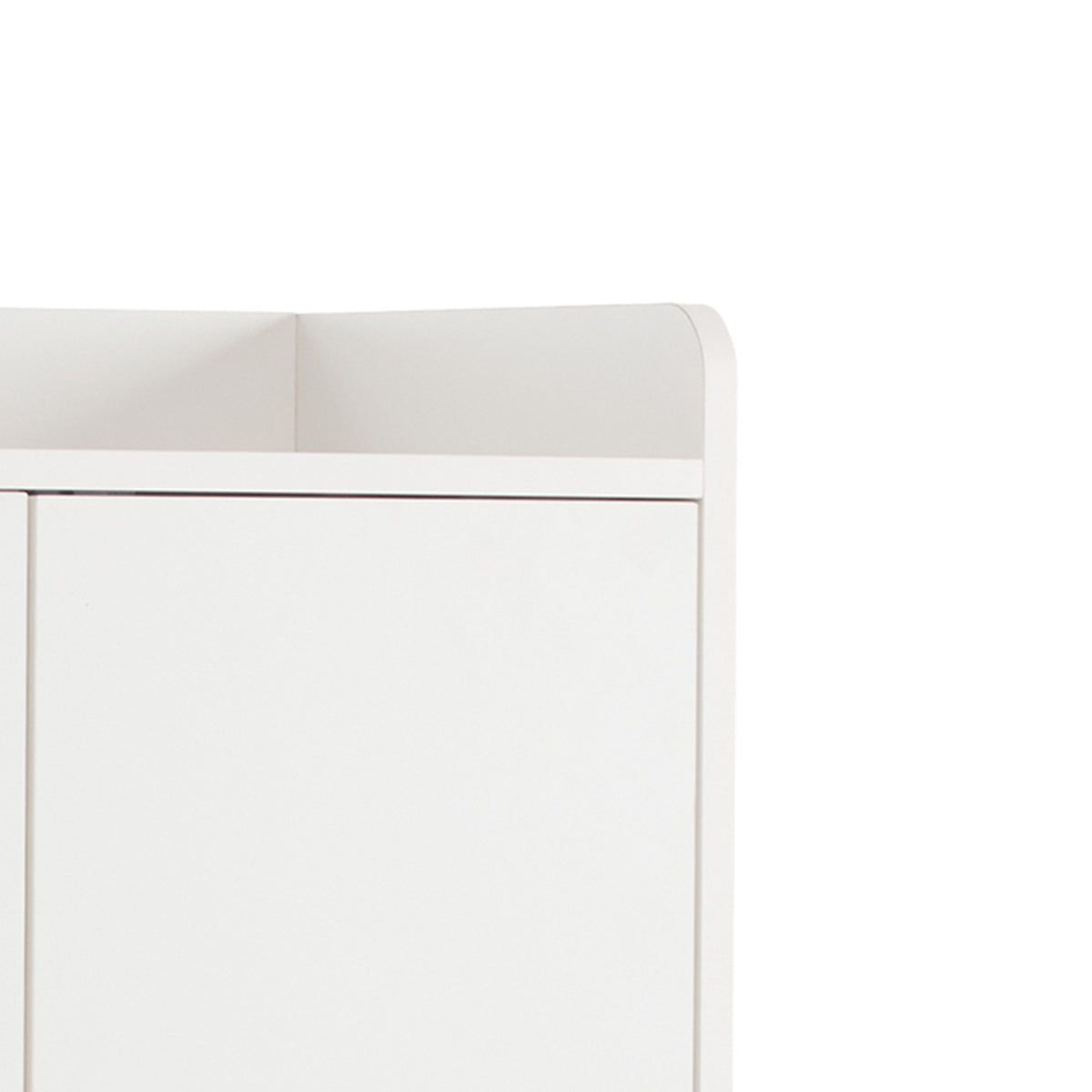 Meuble à chaussures blanc avec étagères réglables, commode minimaliste pour l'entrée, avec pieds en bois massif