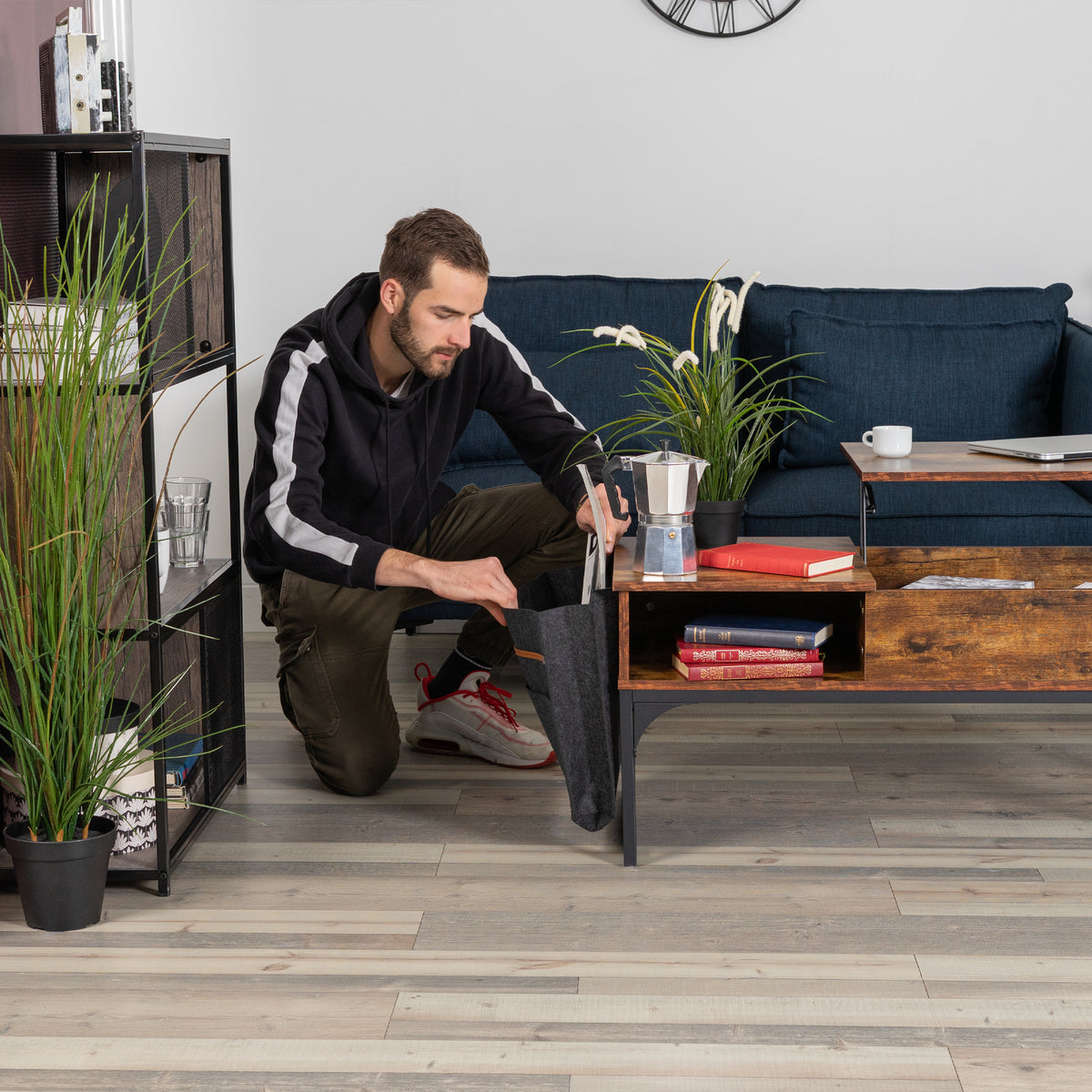 HIPTIAL COWABLE COWABLE mit verstecktem Speicher, Hebung und Seitentasche, Vintage -Holz und schwarzes Metall - Zola