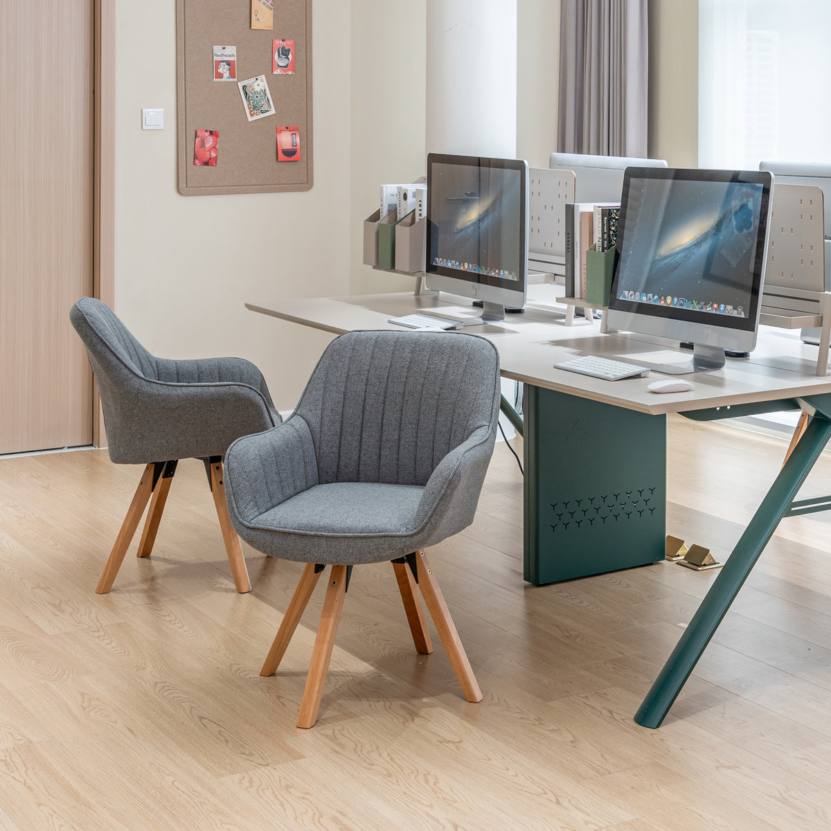 Set aus 2 bequemen Esszimmerstühlen aus grauem Stoff mit 360°-Drehgelenk – CARSON FABRIC GREY 2STK