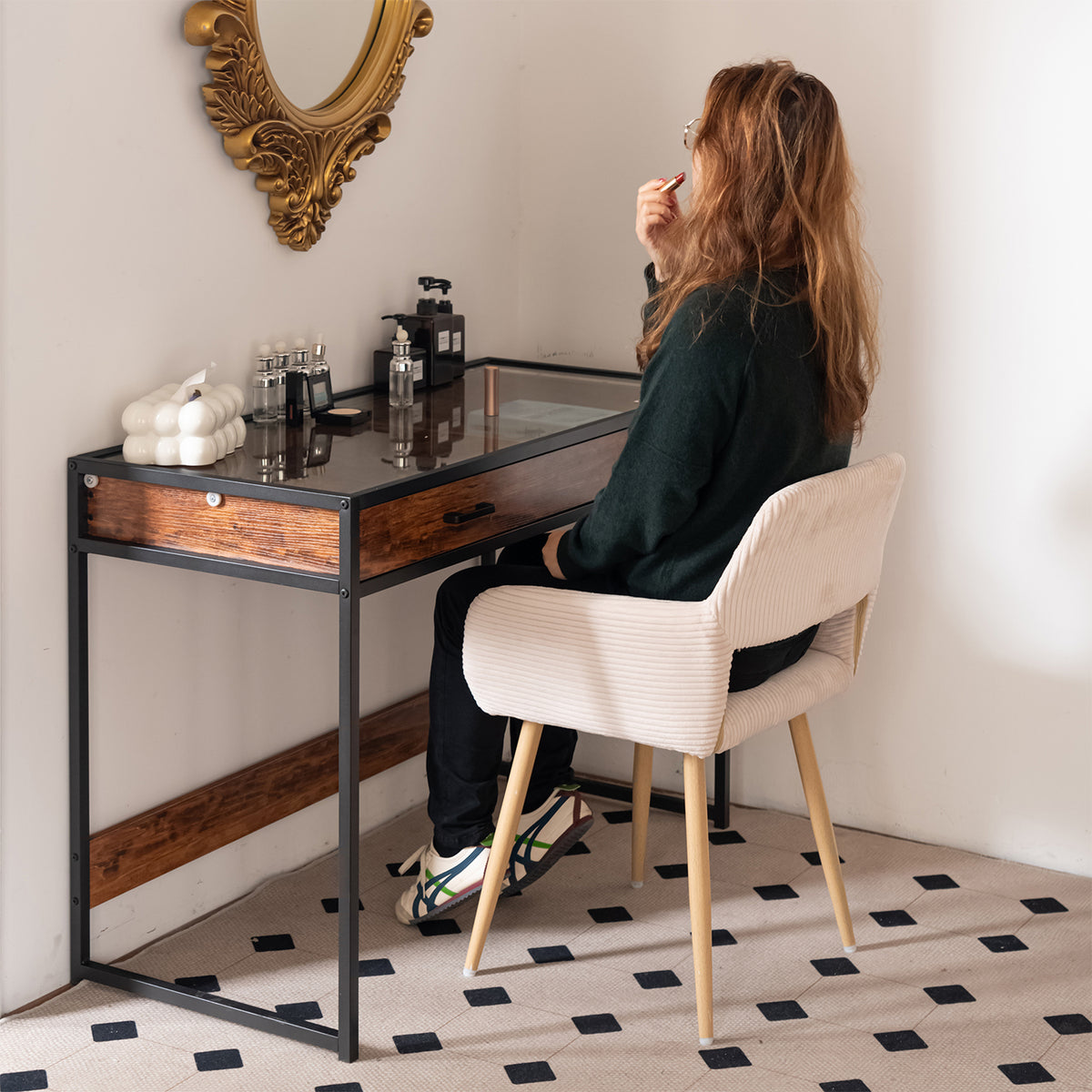 Lot de 2 fauteuils de salle à manger scandinaves avec accoudoirs en velours côtelé beige - CROMWELL CORDUROY