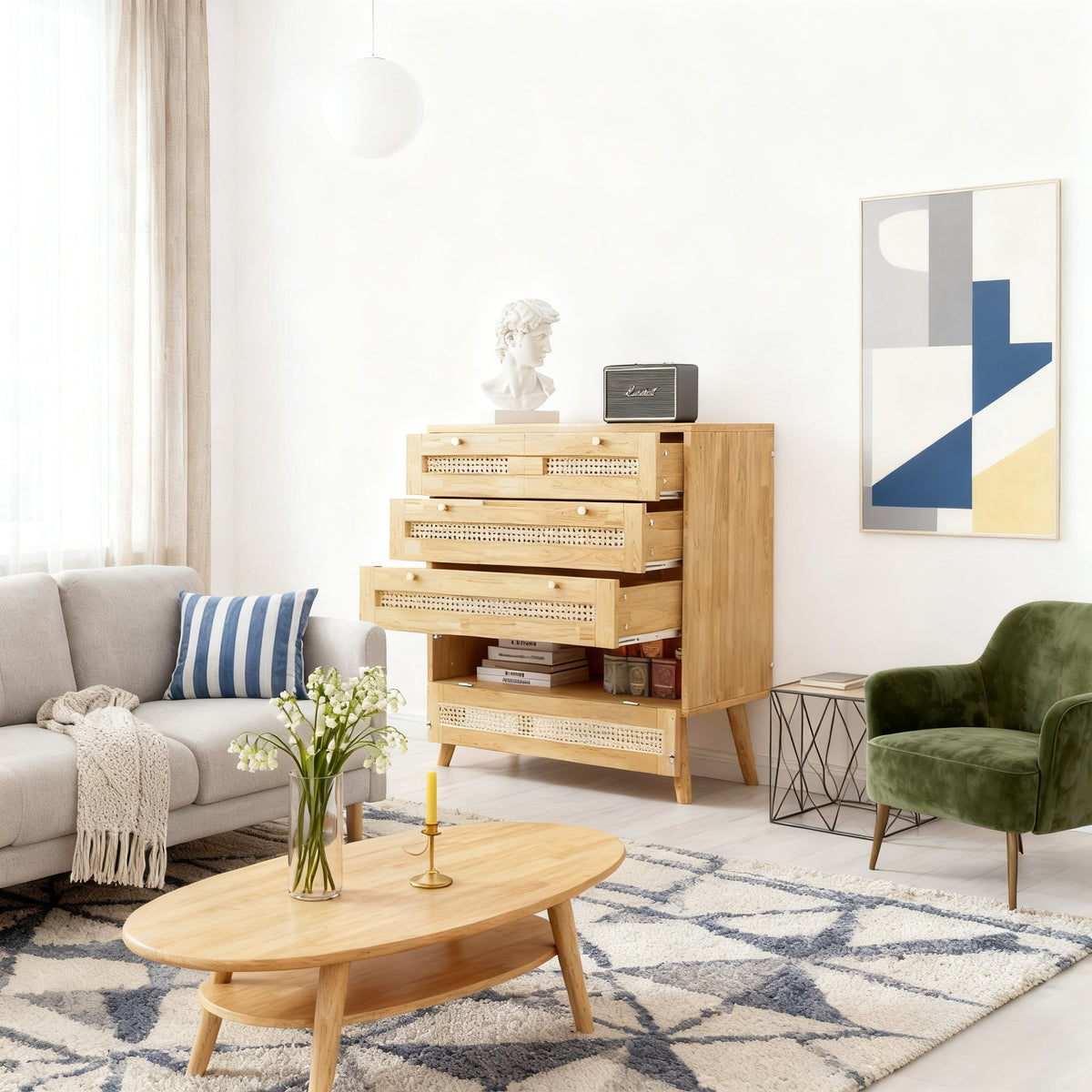 Commode classique à 3 tiroirs, avec dessus de tiroir en rotin, couvercle inférieur rabattable, poignée en métal doré et pieds en bois, offrant un espace de rangement pour le salon et la chambre