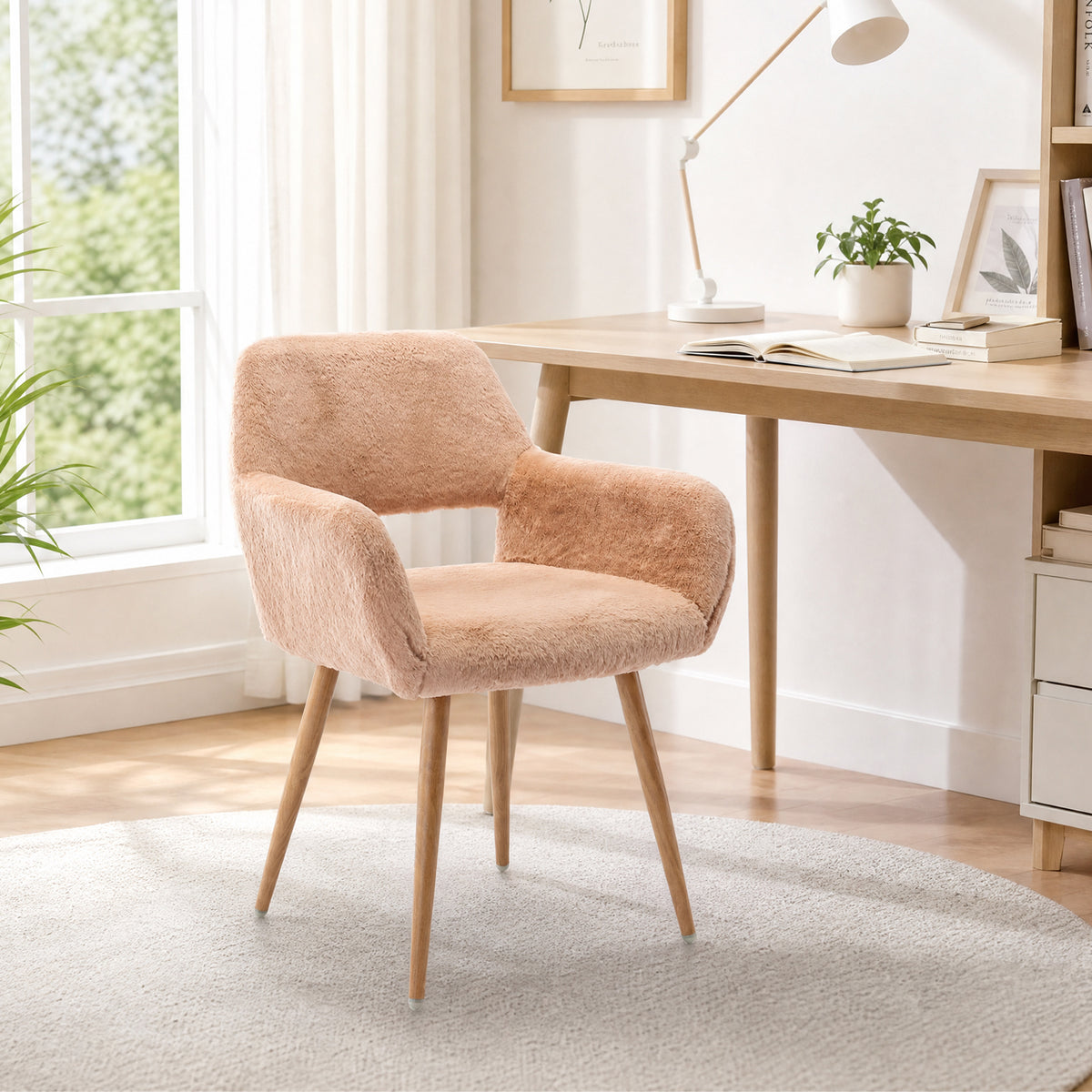 Lot de 2 fauteuils de salle à manger de style scandinave en fausse fourrure camel avec pieds en métal effet bois