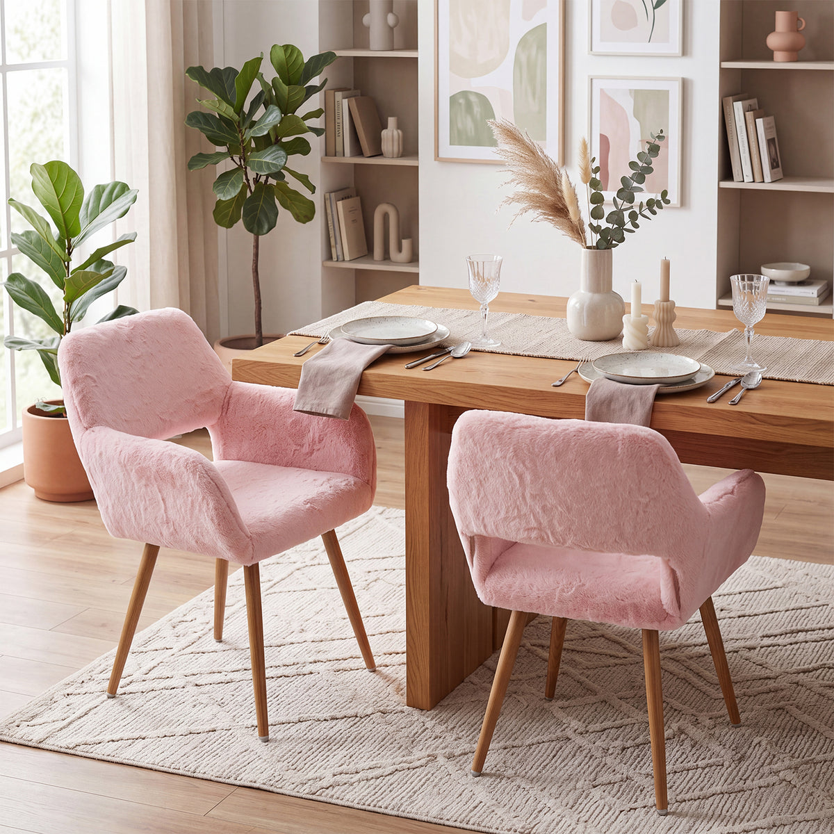 Lot de 2 fauteuils de salle à manger de style scandinave en fausse fourrure rose avec pieds en métal effet bois